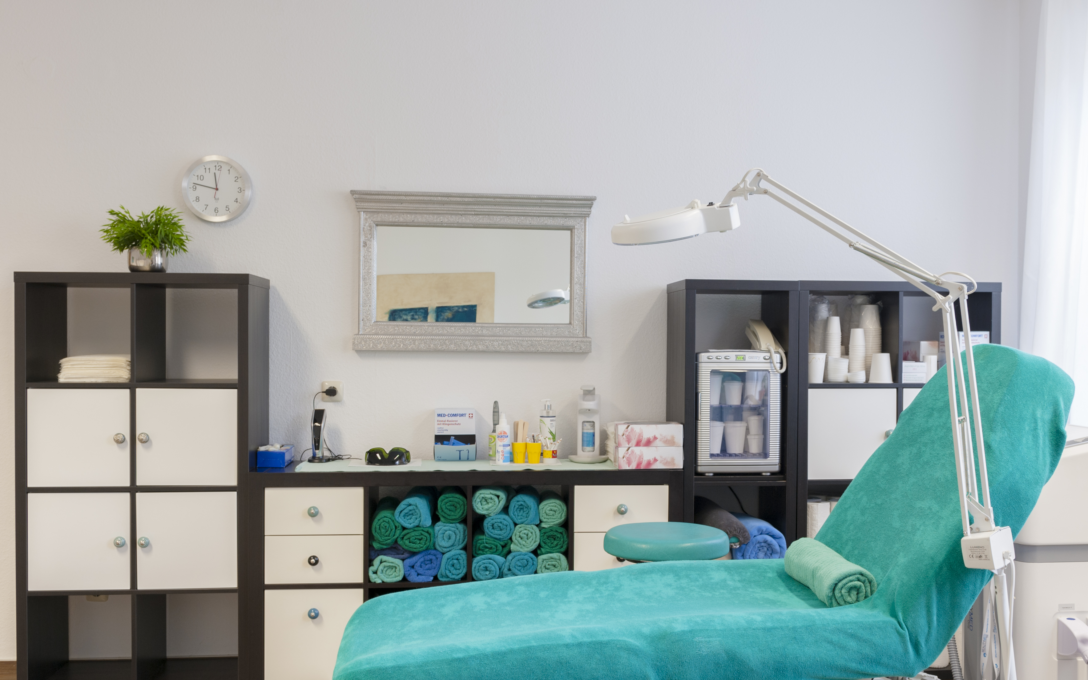 Behandlungsliege HaarFrei Trier – Laser Haarentfernung